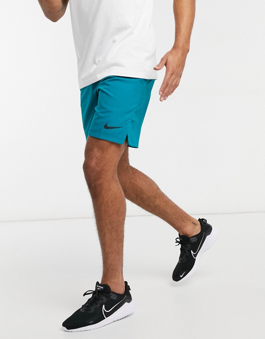 Nike Pro Flex vent shorts in bright spruce & black-Blue