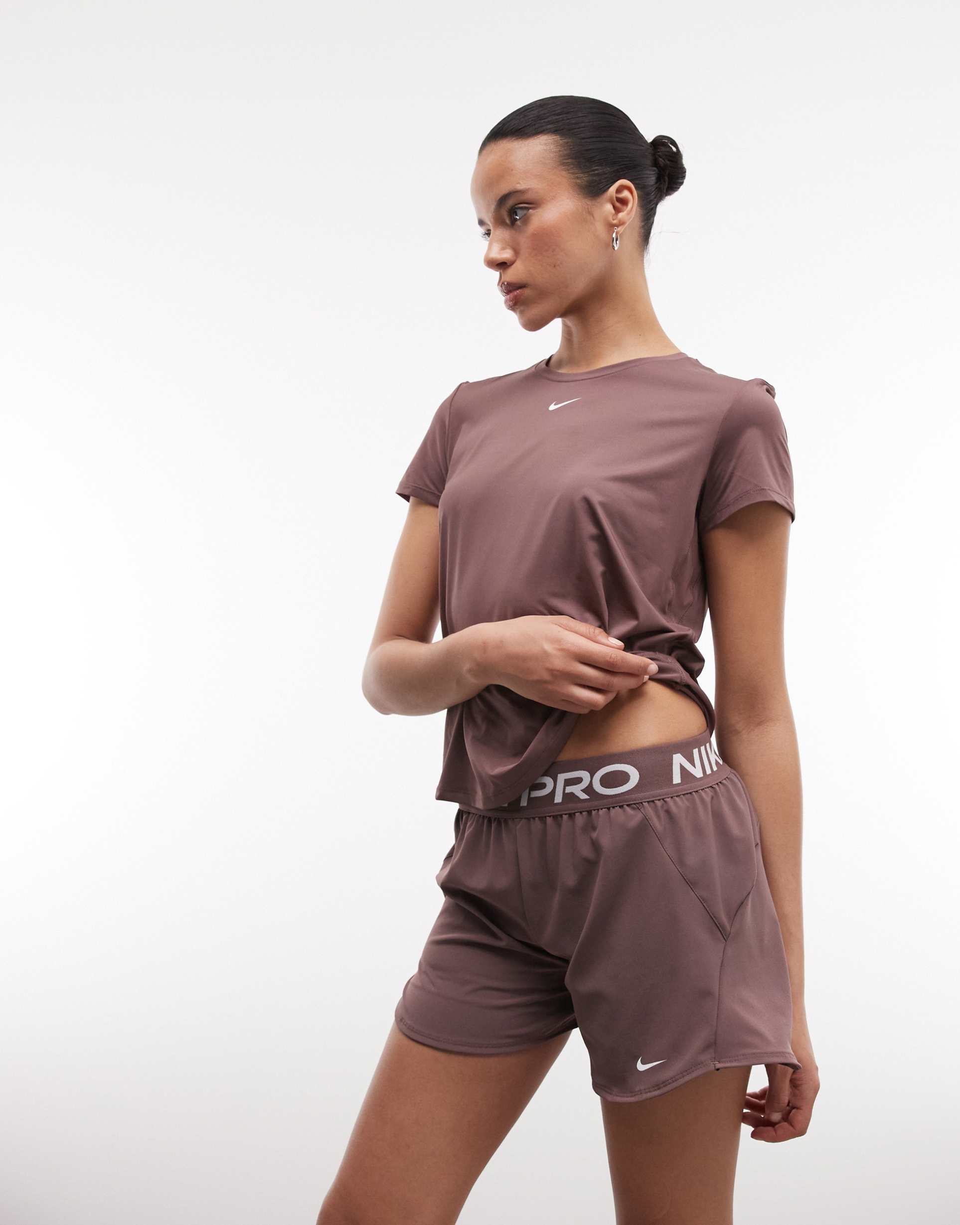 nike pro training 2 in 1 shorts in brown