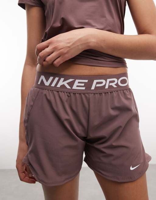 Nike Pro Training 2 in 1 shorts in brown, 3 of 5