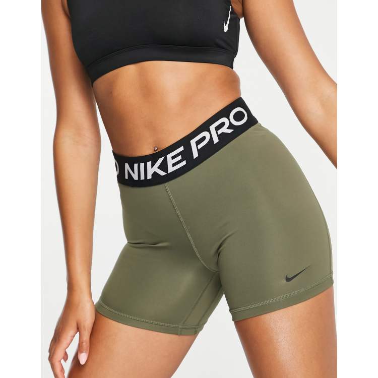 Nike pro best sale shorts green