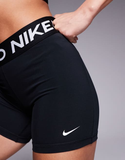 Nike Pro Training 365 5 inch legging shorts in black, 2 of 5