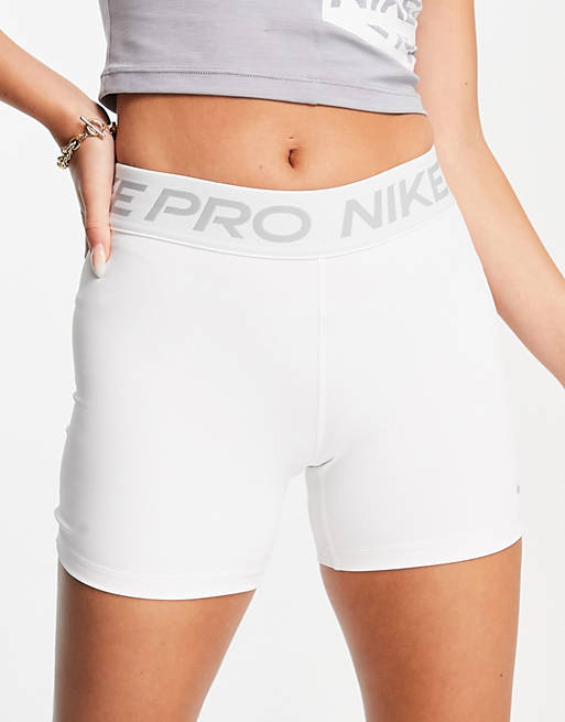 Shorts Nike Pro Training 5in shorts in white 