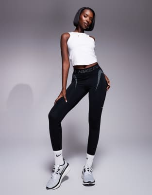 Леггинсы Nike Pro Training 78 с сетчатыми вставками черного цвета 11690₽