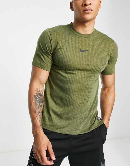 Nike pro cheap cool t shirt