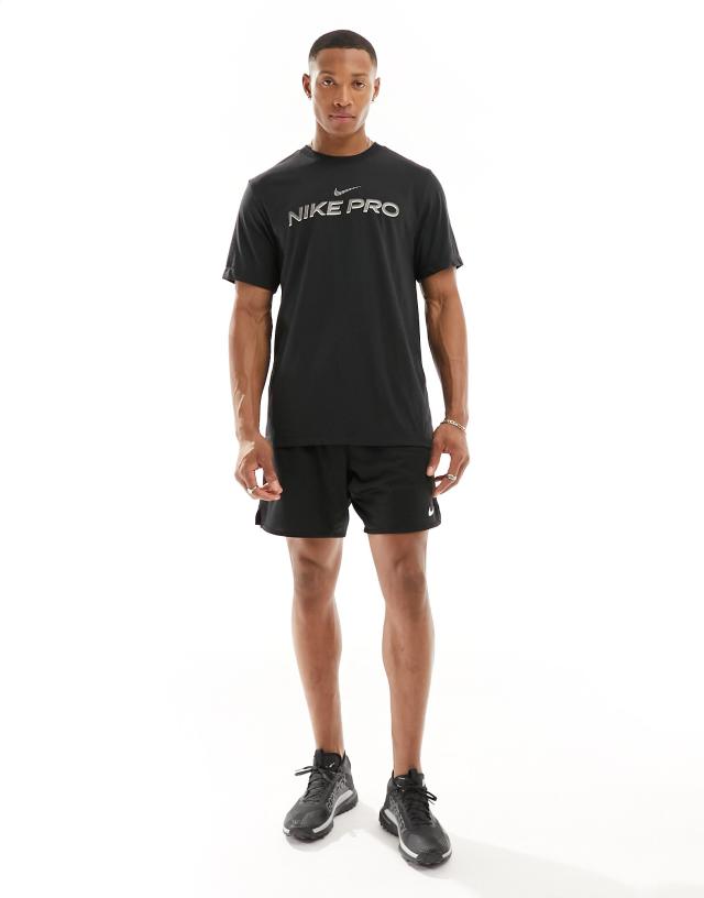 Nike Training - Nike Pro Training baselayer t-shirt in black