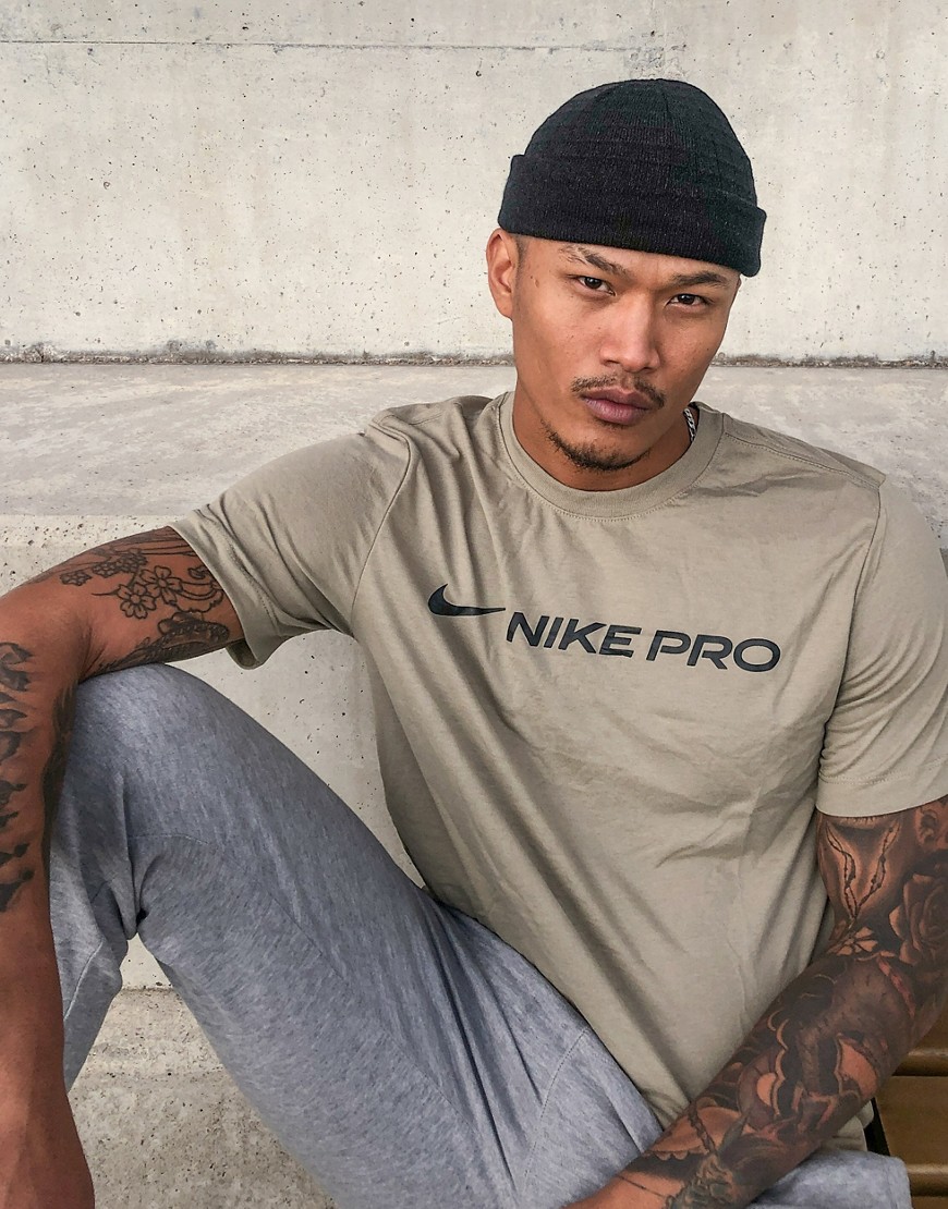 Nike Pro Training Collection t-shirt in green