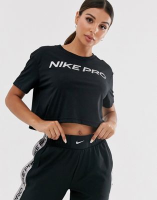 Nike Pro training crop t-shirt in black | ASOS