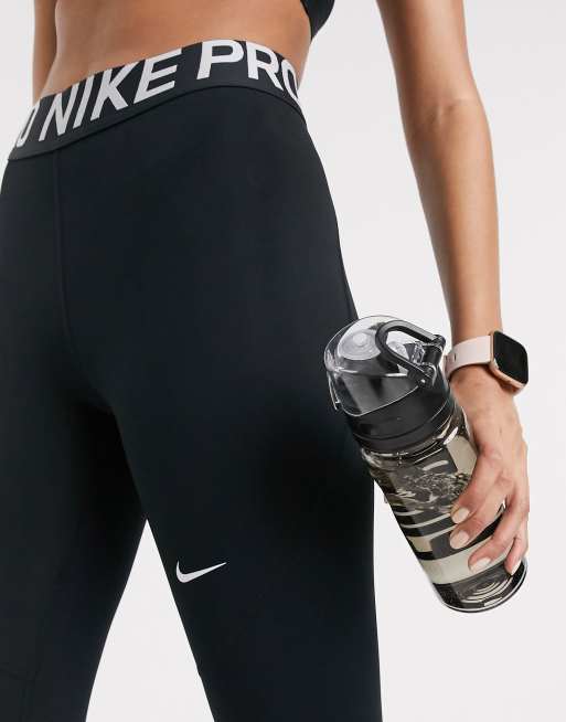 Nike Pro Training cropped leggings in black, 3 of 4