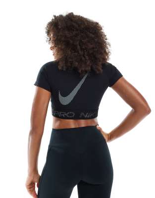 Nike Pro Training Cropped T-shirt In Black