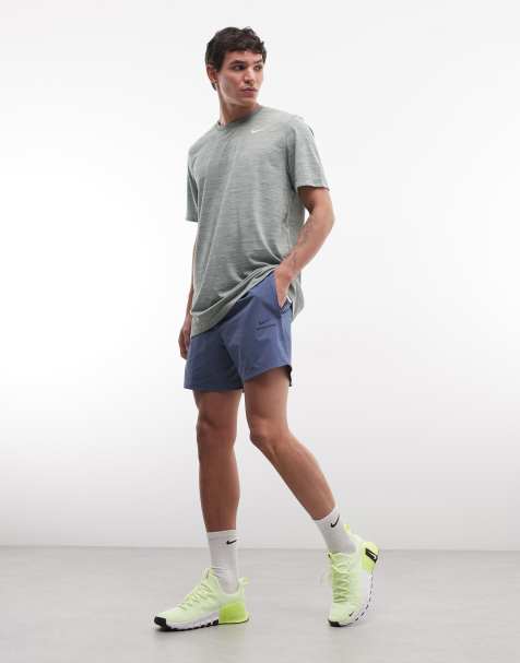 Nike Pro Training Dri-FIT 6-inch shorts in navy