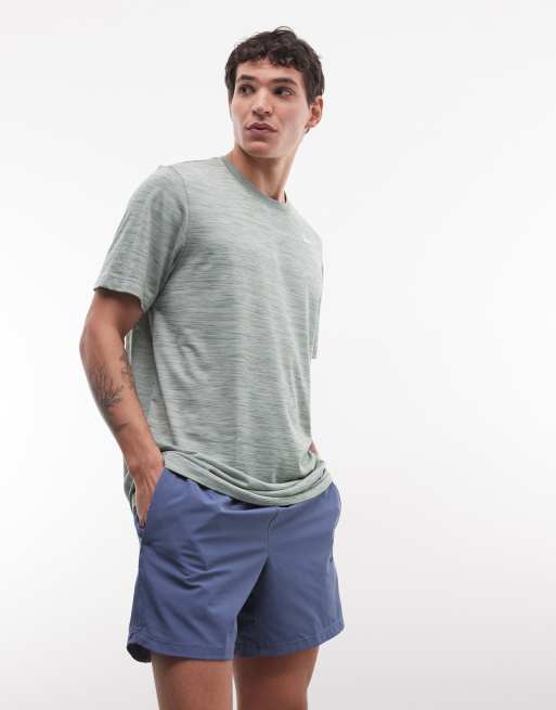 Nike Pro Training Dri-FIT 6-inch shorts in navy, 3 of 5