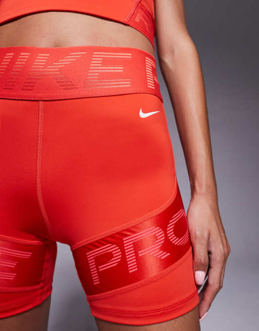 Nike – Pro Training Dri-FIT Sculpt – Leggings-Shorts in Rot,