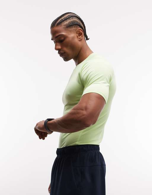 Nike Pro Training Dri-FIT t-shirt in green , 4 of 5