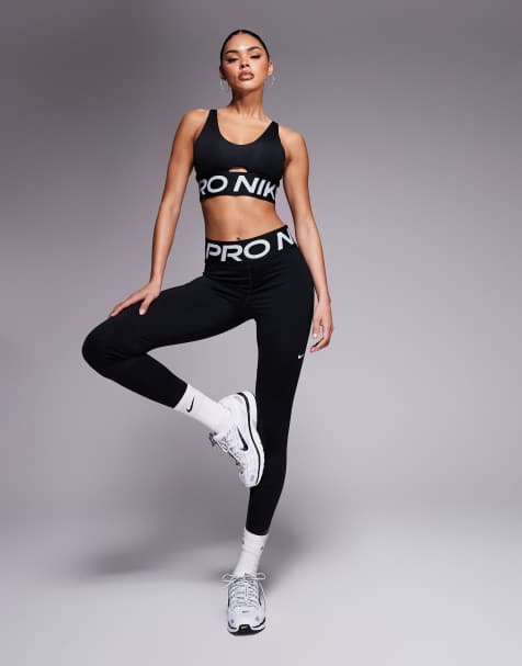 Nike Pro Training - Dri-FIT - Vormgevende legging met hoge taille in zwart - view 1