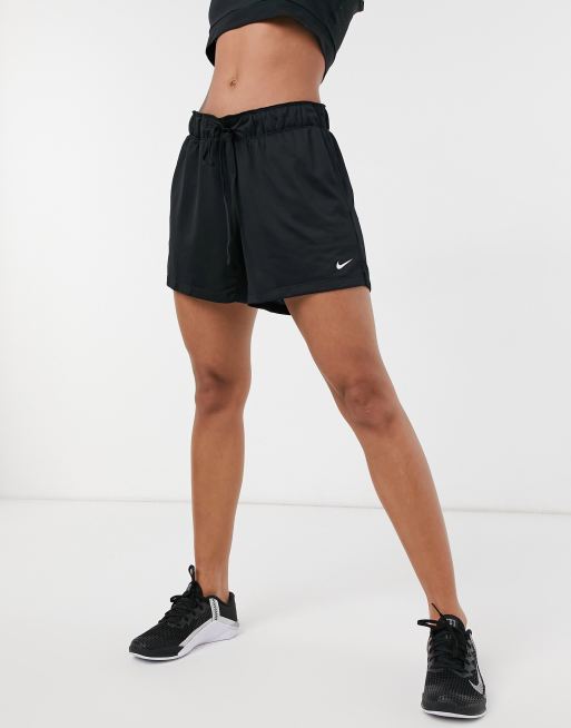 nike pro training dry attack shorts in black