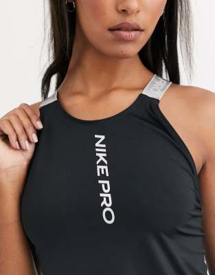 nike pro training elastika tank in black