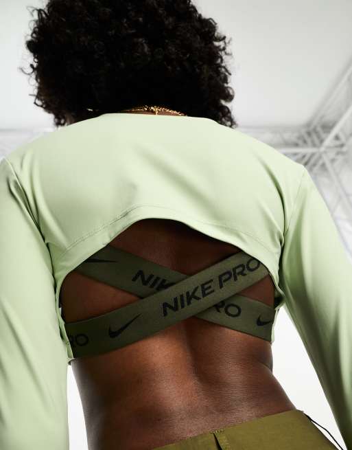 Nike Pro Training Femme Dri-Fit long sleeve crop top in light