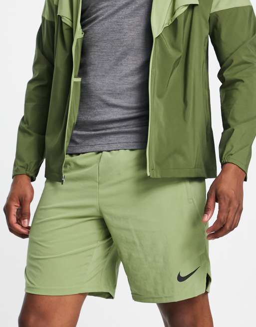 Nike 8in hot sale shorts