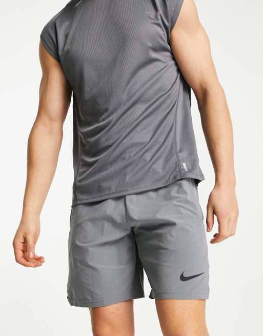 Nike 8 best sale inch shorts