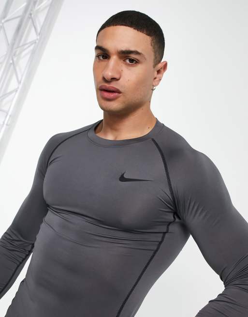 Nike – Pro Training – Grå baselayer-topp med lång ärm
