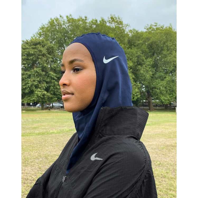 Nike Pro Training hijab 2.0 in navy