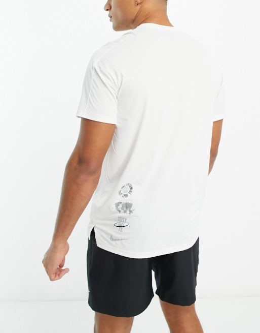 Nike Pro Training Hyper Dry graphic short sleeve t shirt in white