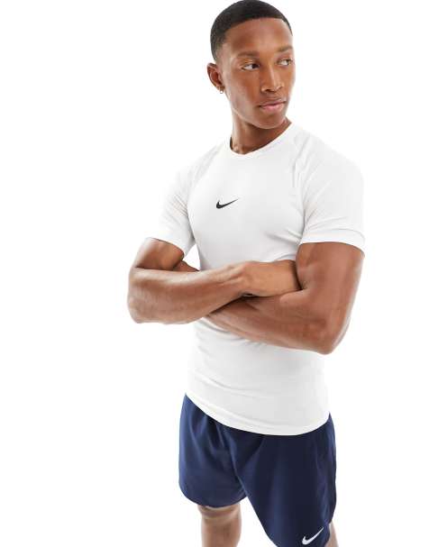 Nike - Pro Training - Muscle fit T-shirt in wit - view 1