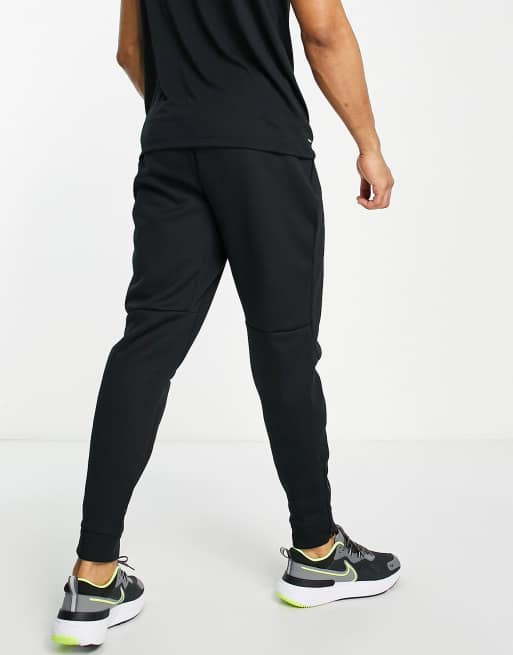 Nike performance joggers hot sale