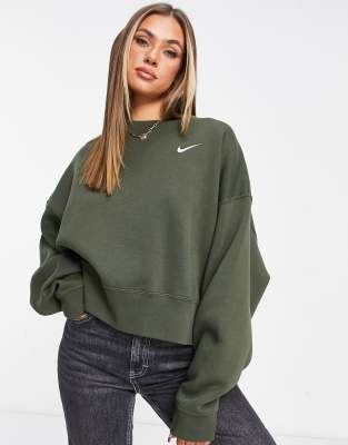 Nike pullover fleece sweatshirt in 