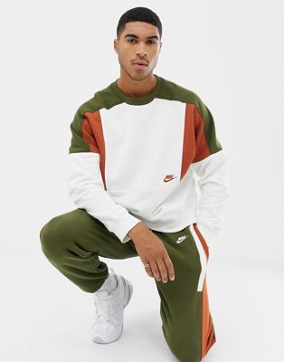 Nike Re-Issue Sweat In White AQ2061-133 | ASOS