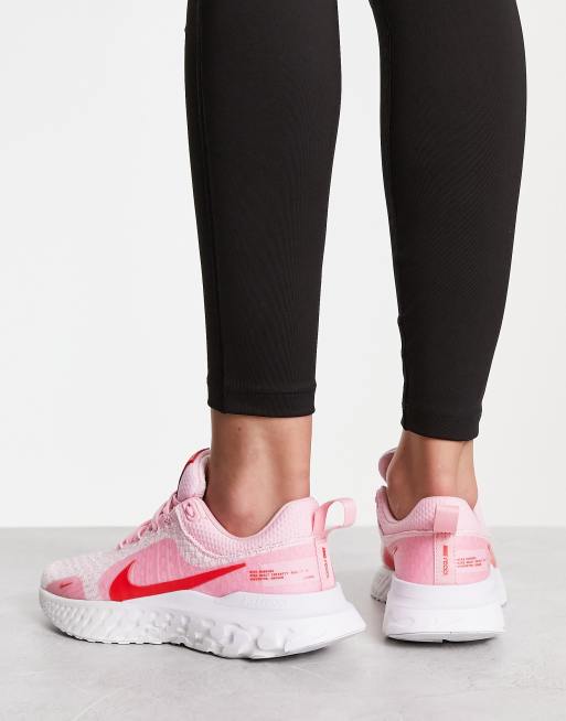 Nike hot sale odyssey pink