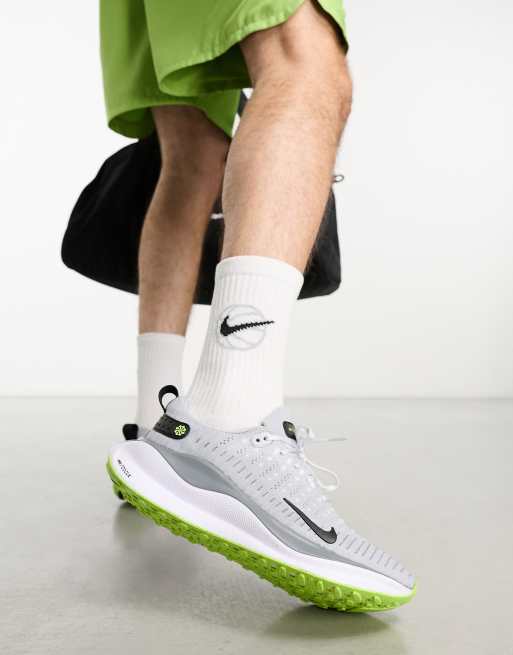 Nike store lightweight trainers