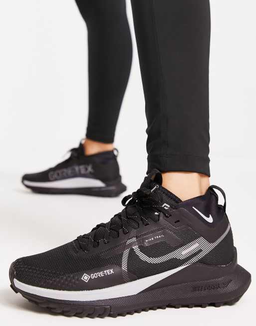 nike gore tex pegasus black