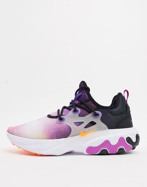 Nike galaxy outlet print