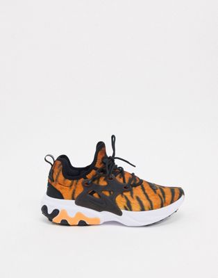 sneakers tiger print