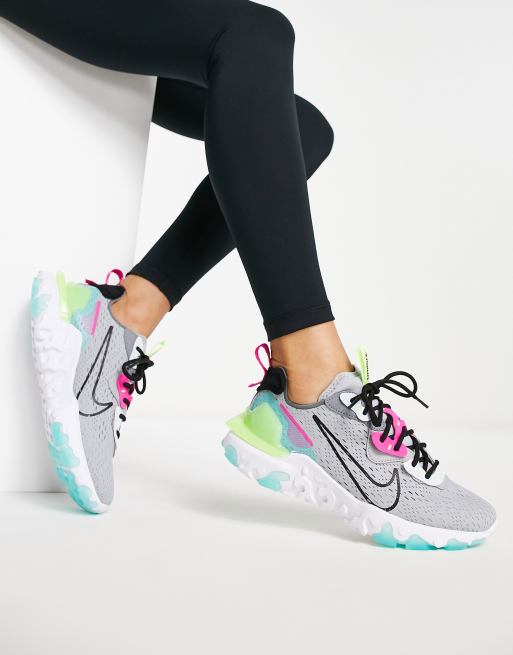 Nike React Vision Baskets Gris loup et rose m lang