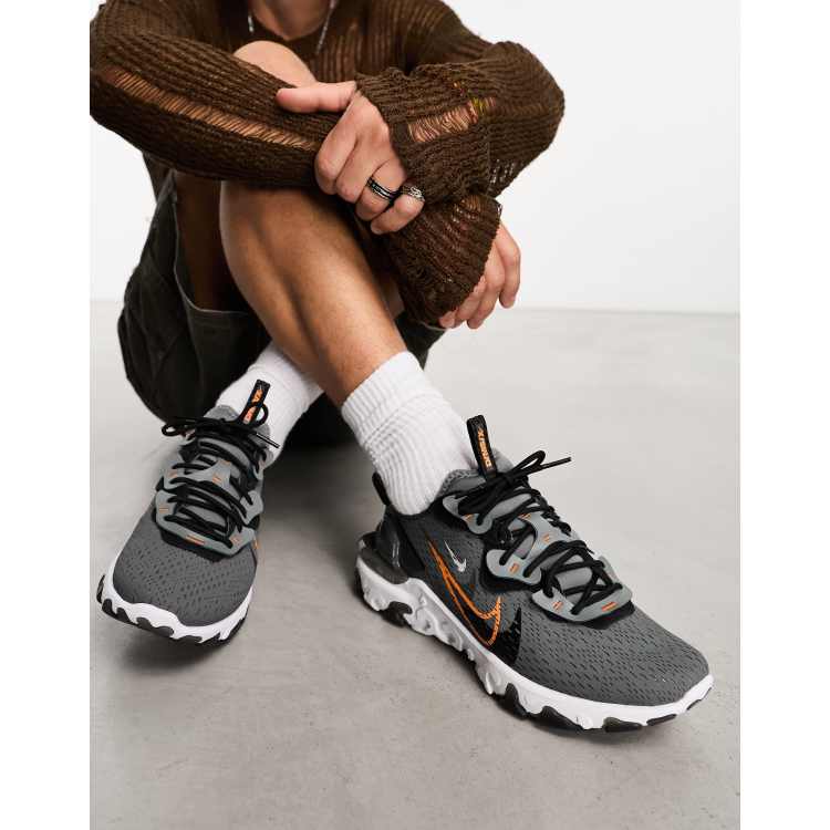 Nike store react sock