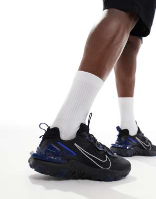  React Vision trainers  and blue