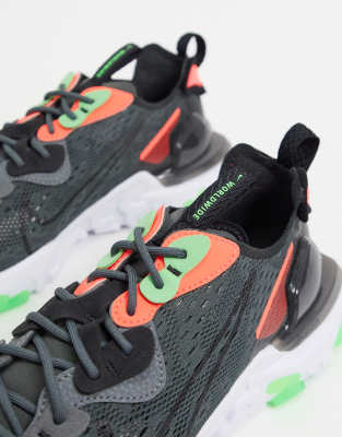 nike react vision ww trainers in grey