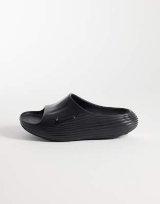 Nike Reactx Rejuven8 Slides In Black