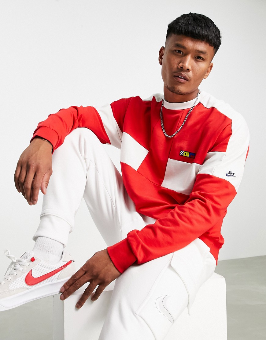 Nike Reissue Pack crew neck sweat in red