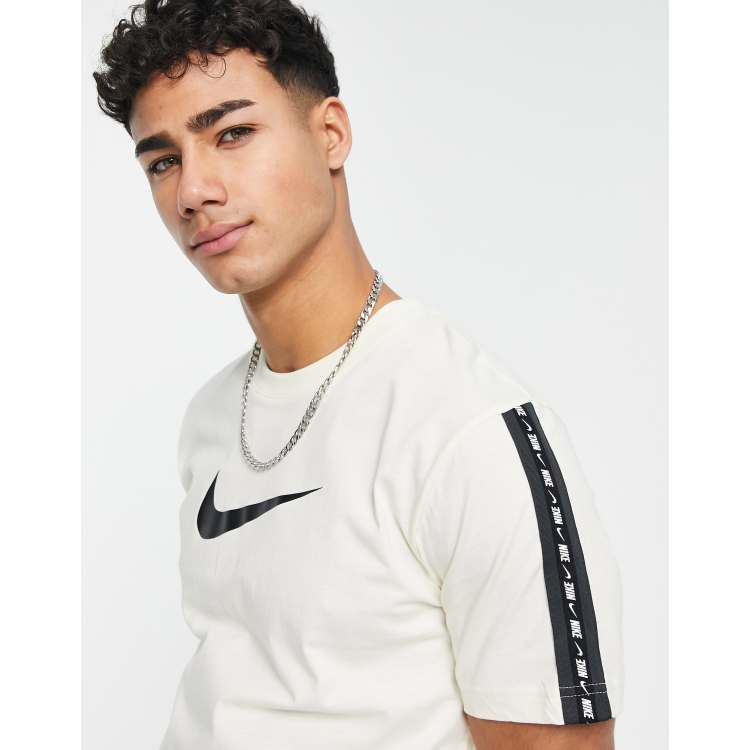 Nike taping outlet t shirt