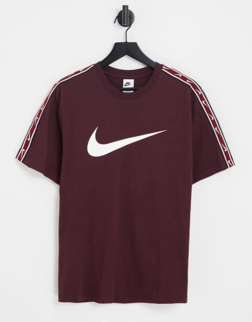 maroon nike t shirt