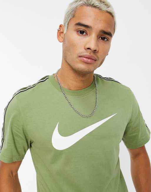 Nike repeat pack t shirt in khaki