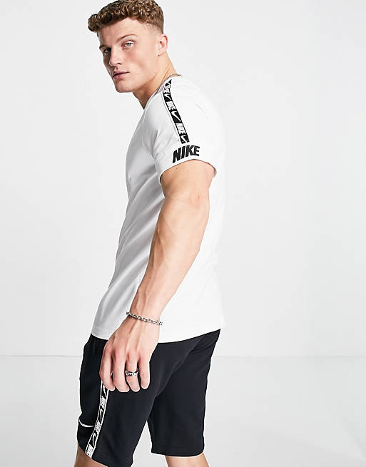 T-Shirts & Vests Nike Repeat Pack t-shirt in white 
