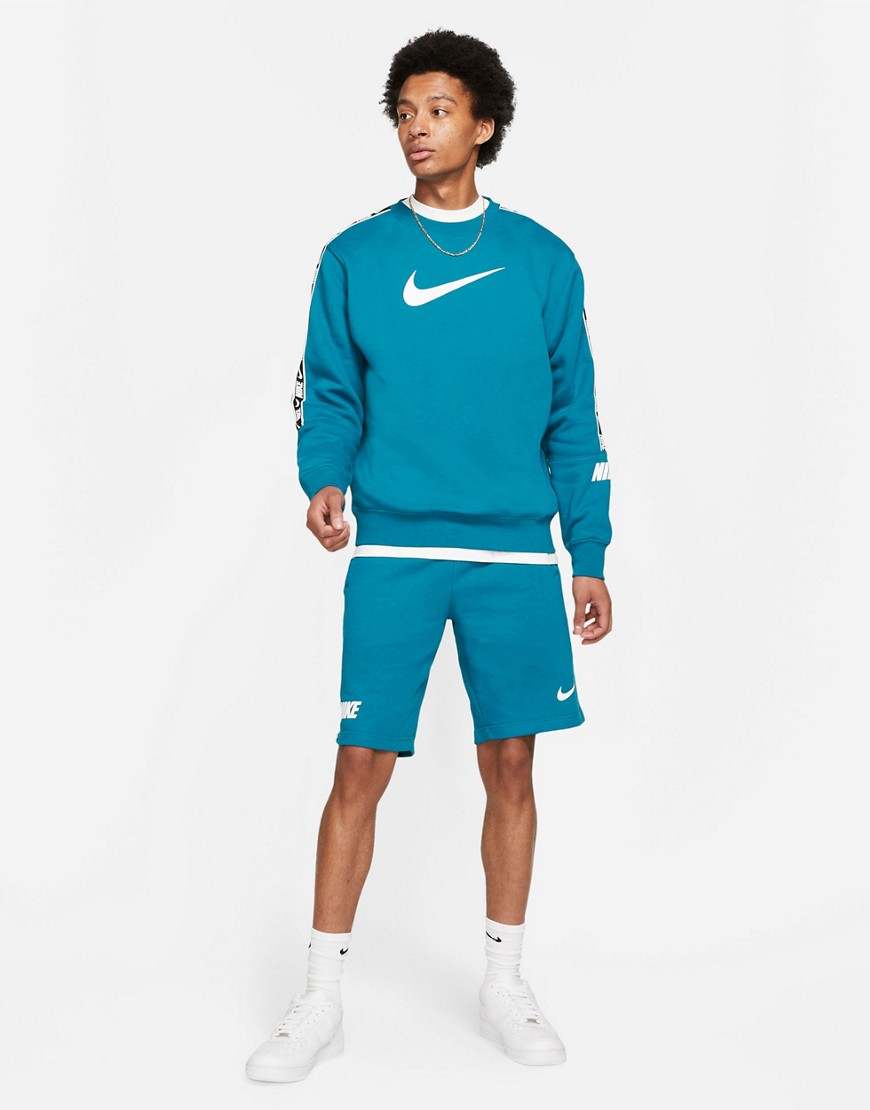 Nike Repeat Pack taping shorts in teal-Green