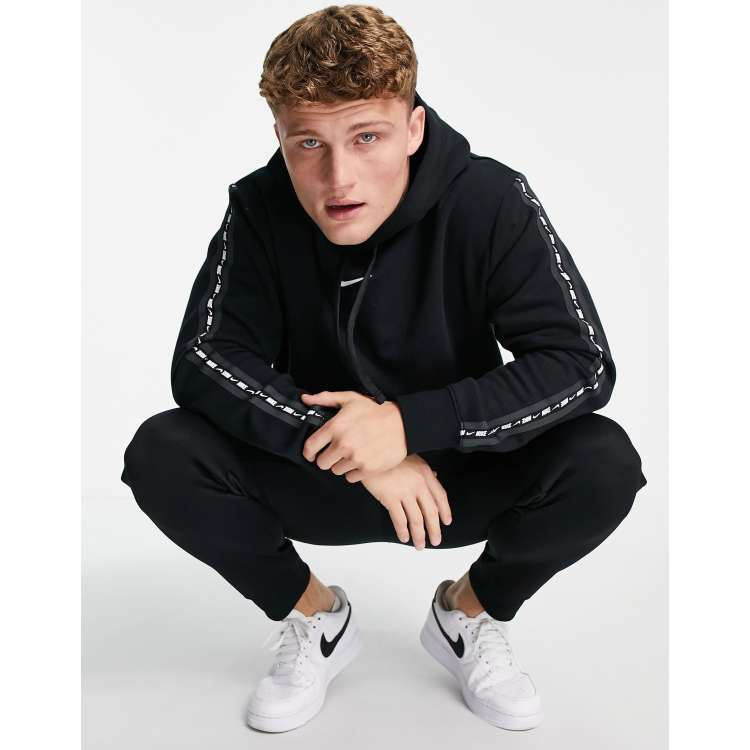 Nike tape fleece hot sale overhead hoodie black