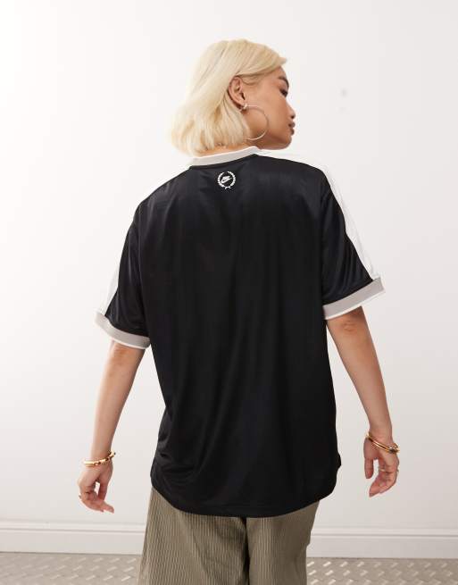 Nike Retro Football shirt in black and white, 4 of 4
