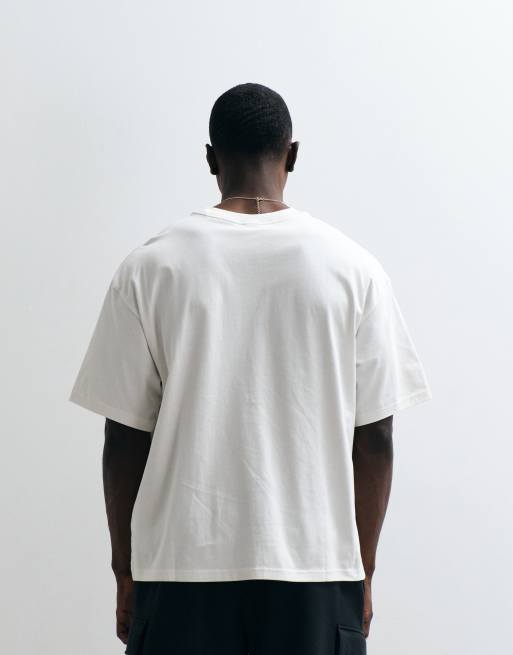 Nike Retro Logo boxy oversized t-shirt in off white, 4 of 5