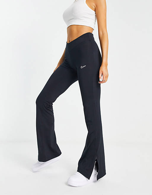 https://images.asos-media.com/products/nike-retro-logo-split-hem-leggings-in-black/203283188-4?$n_640w$&wid=513&fit=constrain